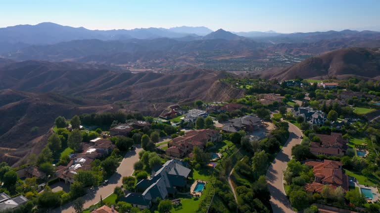 Calabasas, CA